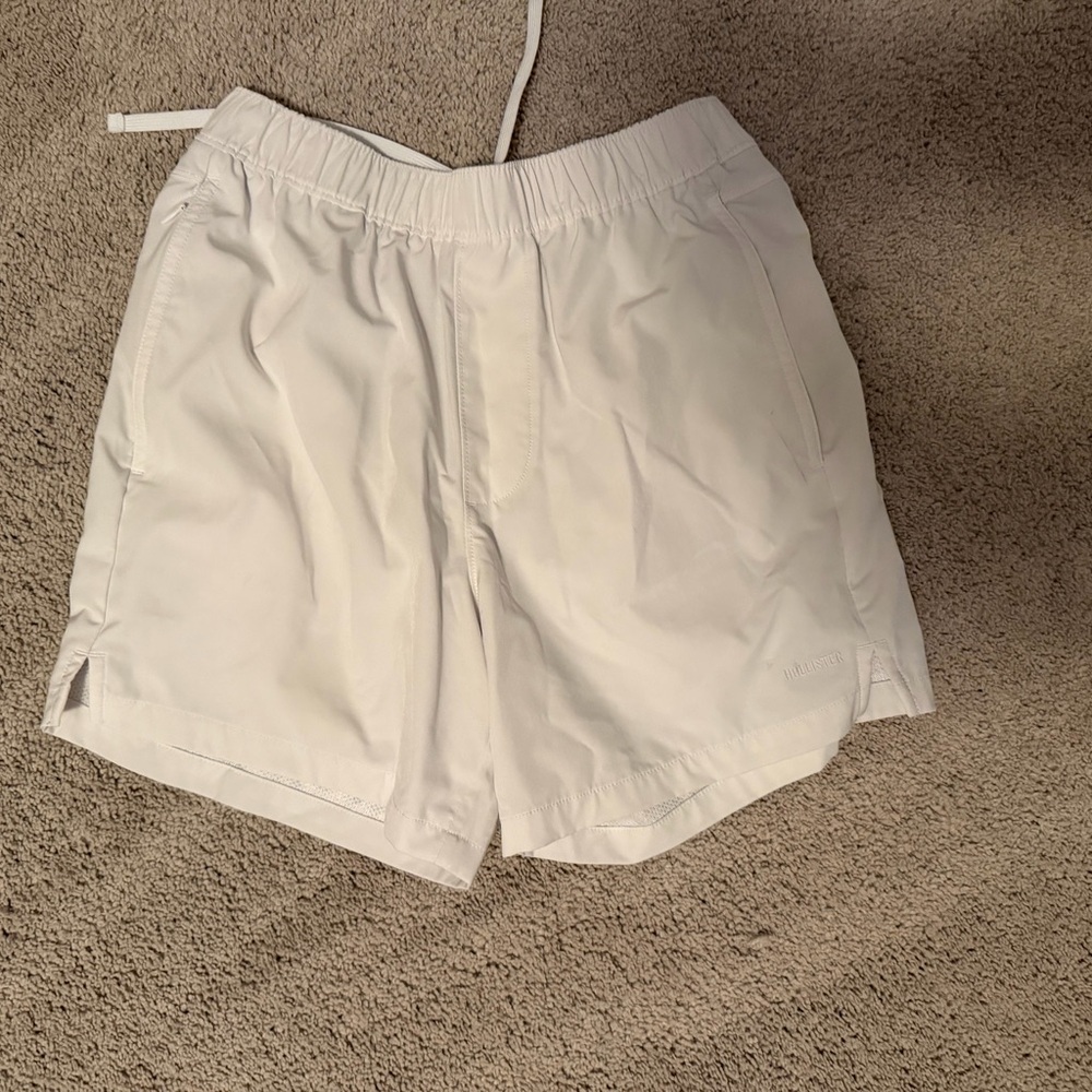 Hollister Men's Light Gray Athletic Shorts
